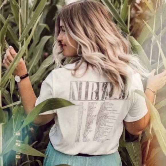 Tops - White Nirvana Vintage Concert Band Graphic Tee
